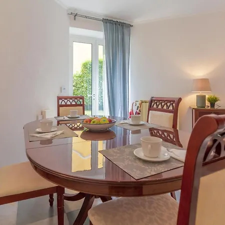 Casa Claudia Relax Con Patio E Parcheggio 公寓 *