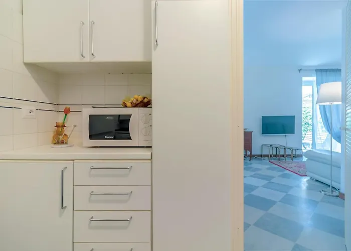 Casa Claudia Relax Con Patio E Parcheggio Apartment